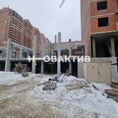 200 м², помещение свободного назначения - изображение 1