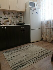 32 м², 1-комнатная квартира 2 700 ₽ в сутки - изображение 16