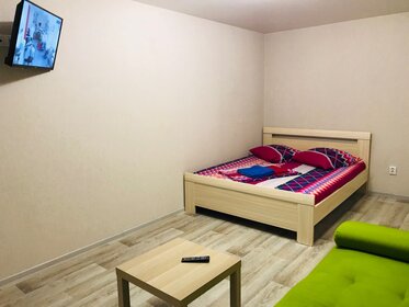 32 м², 1-комнатная квартира 1 300 ₽ в сутки - изображение 7