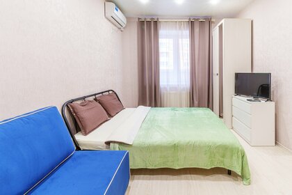 32 м², 1-комнатная квартира 1 800 ₽ в сутки - изображение 42