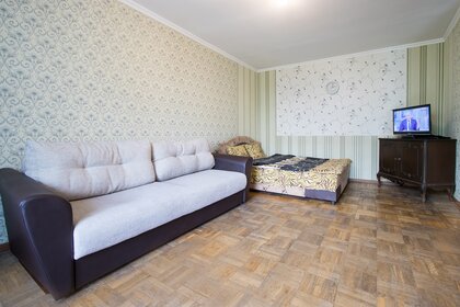 32 м², 1-комнатная квартира 2 300 ₽ в сутки - изображение 95