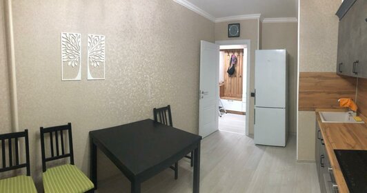 50 м², 2-комнатная квартира 4 299 ₽ в сутки - изображение 25