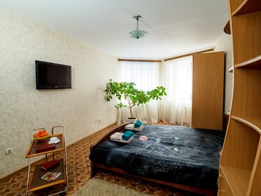 65 м², 2-комнатная квартира 2 000 ₽ в сутки - изображение 76
