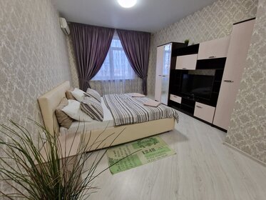 55 м², 1-комнатная квартира 2 190 ₽ в сутки - изображение 95