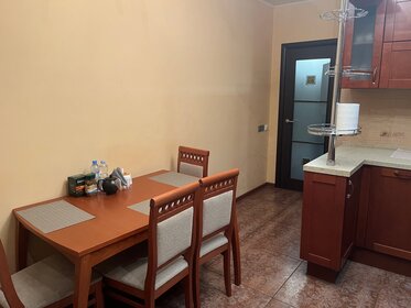 70 м², 2-комнатная квартира 3 500 ₽ в сутки - изображение 39