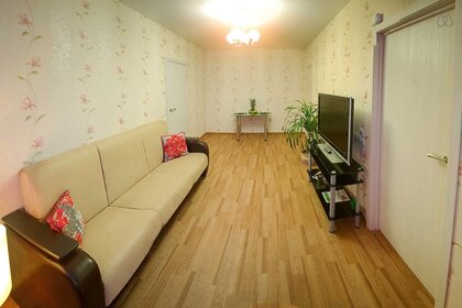 45 м², 2-комнатная квартира 2 500 ₽ в сутки - изображение 108