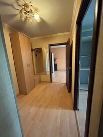 Купить 4-комнатную квартиру с высокими потолками в Березниках - изображение 21