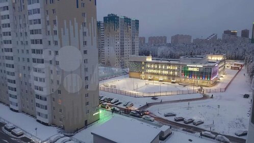 Снять квартиру с парковкой на улице Связистов в Новосибирске - изображение 1