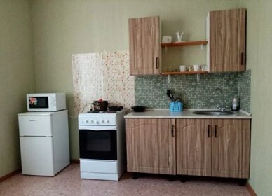 44 м², 1-комнатная квартира 2 500 ₽ в сутки - изображение 26