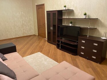 62 м², 2-комнатная квартира 2 500 ₽ в сутки - изображение 65