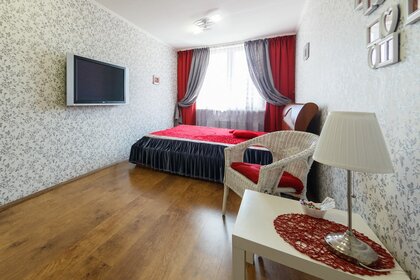 42 м², 1-комнатная квартира 1 800 ₽ в сутки - изображение 82