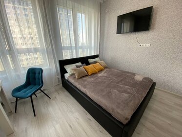 30 м², квартира-студия 3 999 ₽ в сутки - изображение 40