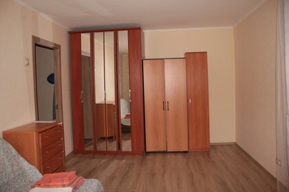 55 м², 2-комнатная квартира 2 800 ₽ в сутки - изображение 97