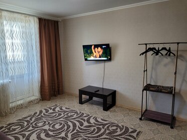 35 м², 1-комнатная квартира 1 800 ₽ в сутки - изображение 70