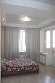 70 м², 2-комнатная квартира 2 500 ₽ в сутки - изображение 101