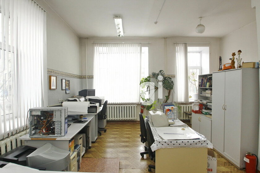 152,8 м², офис 90 000 ₽ в месяц - изображение 1