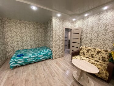 42 м², 1-комнатная квартира 1 800 ₽ в сутки - изображение 54