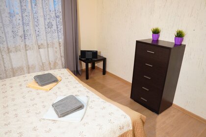 30 м², квартира-студия 2 400 ₽ в сутки - изображение 20