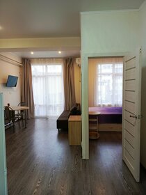 32 м², 1-комнатная квартира 2 700 ₽ в сутки - изображение 71