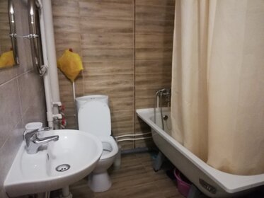 33 м², квартира-студия 2 990 ₽ в сутки - изображение 59