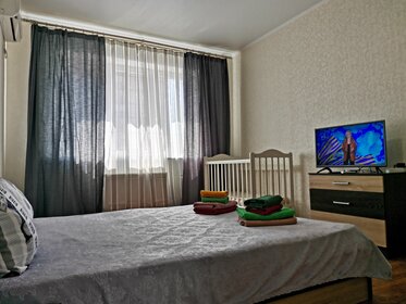 60 м², 2-комнатная квартира 2 700 ₽ в сутки - изображение 6