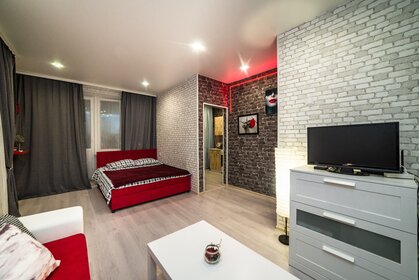 32 м², 1-комнатная квартира 3 000 ₽ в сутки - изображение 76