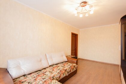 49 м², 2-комнатная квартира 2 800 ₽ в сутки - изображение 60