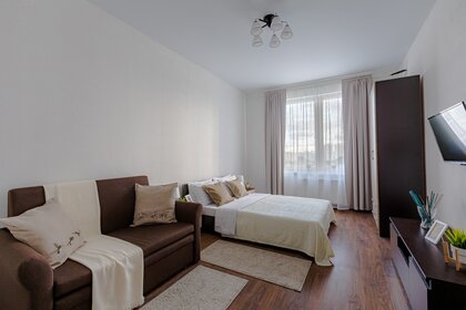 38 м², 1-комнатная квартира 2 500 ₽ в сутки - изображение 34