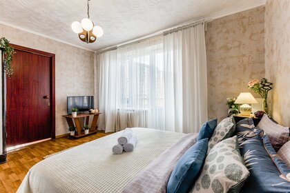 Купить трехкомнатную квартиру до 6 млн рублей в Таганроге - изображение 4