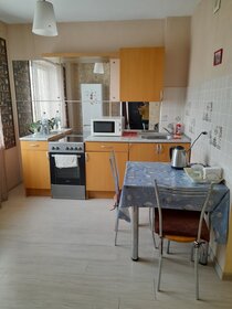 40 м², 1-комнатная квартира 1 800 ₽ в сутки - изображение 116