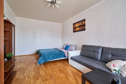 40 м², 1-комнатная квартира 2 300 ₽ в сутки - изображение 49