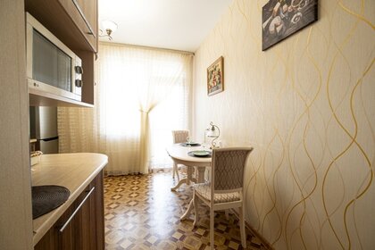 45 м², квартира-студия 1 890 ₽ в сутки - изображение 42