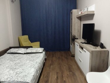 42 м², 1-комнатная квартира 3 900 ₽ в сутки - изображение 157