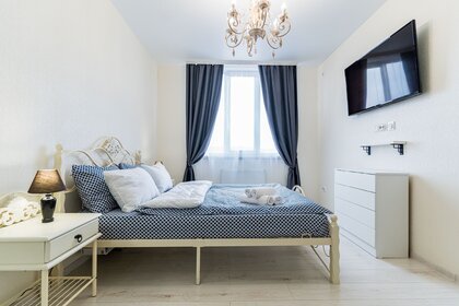 46 м², 1-комнатная квартира 1 800 ₽ в сутки - изображение 99