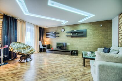 64 м², 2-комнатная квартира 3 290 ₽ в сутки - изображение 91