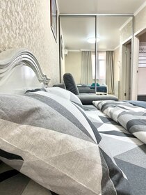 45 м², 1-комнатная квартира 2 300 ₽ в сутки - изображение 24