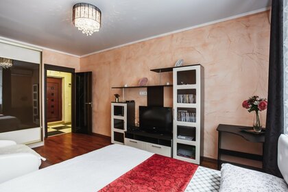 39 м², 1-комнатная квартира 2 200 ₽ в сутки - изображение 45