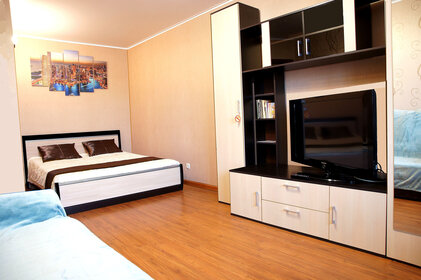 43 м², 1-комнатная квартира 1 600 ₽ в сутки - изображение 78