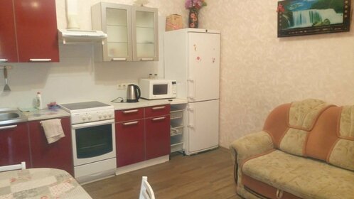 70 м², 2-комнатная квартира 3 200 ₽ в сутки - изображение 59