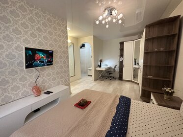 35 м², 1-комнатная квартира 3 400 ₽ в сутки - изображение 60