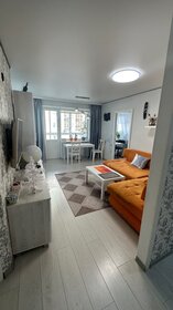 Купить двухкомнатную квартиру с большой кухней в ЖК «Патриот» в Перми - изображение 42