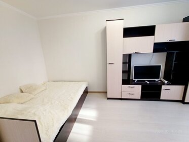 35 м², 1-комнатная квартира 1 700 ₽ в сутки - изображение 37