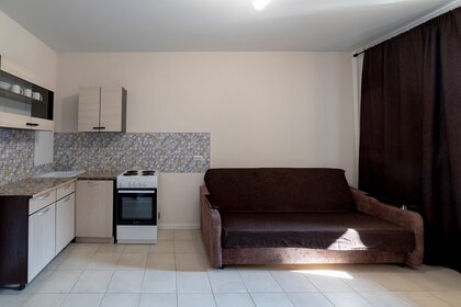 42 м², 2-комнатная квартира 2 700 ₽ в сутки - изображение 69