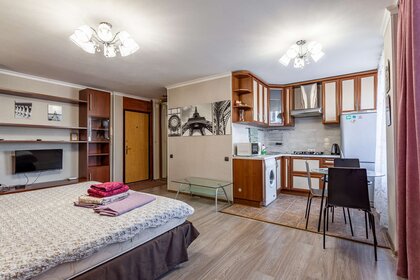 74 м², 3-комнатная квартира 4 490 ₽ в сутки - изображение 41