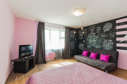 30,3 м², квартира-студия 2 200 ₽ в сутки - изображение 63