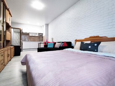 27 м², квартира-студия 2 600 ₽ в сутки - изображение 61