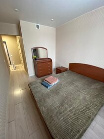 32 м², 1-комнатная квартира 2 500 ₽ в сутки - изображение 38