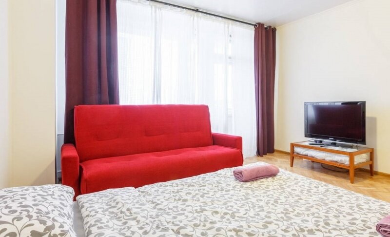 35 м², 1-комнатная квартира 2 300 ₽ в сутки - изображение 1