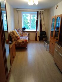 18 м², комната 15 075 ₽ в месяц - изображение 1