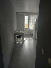 47 м², 1-комнатная квартира 2 200 ₽ в сутки - изображение 68